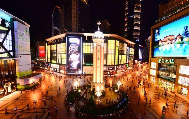 鉴赏：中国顶级步行街之重庆解放碑商业街