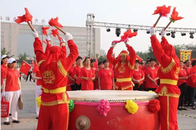 临淄区暨稷下街道庆祝新中国成立70周年锣鼓大赛响彻全城