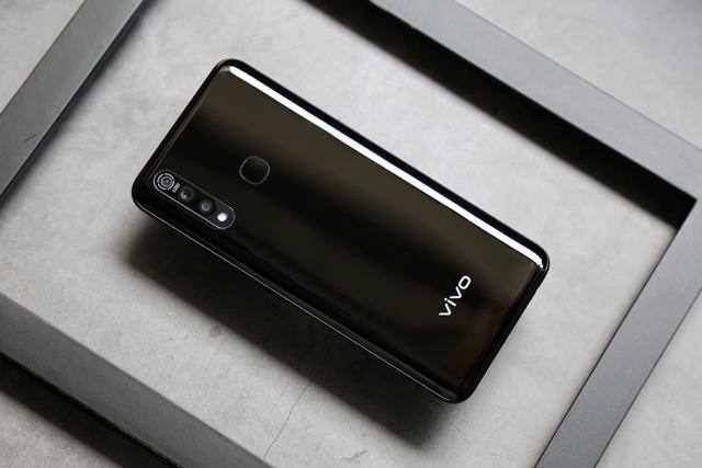 好看又能打，“性能实力派”vivo Z5x 图赏