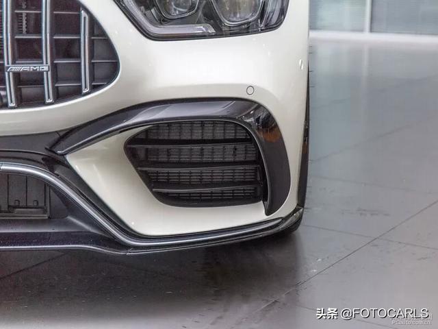 实拍|全新奔驰AMG GT 63S，请忘掉Panamera！