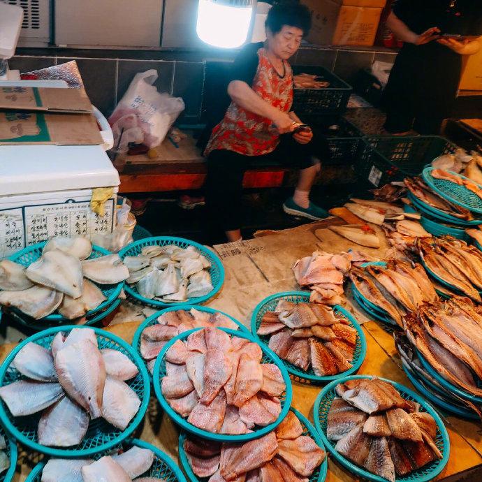 📍韩国束草海鲜市场，来自韩国江原道的地地道道海鲜市场的美食