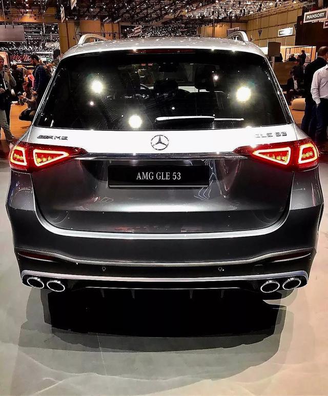 实拍 |全新奔驰AMG GLE 53，前脸的直式栅条会不会很low？