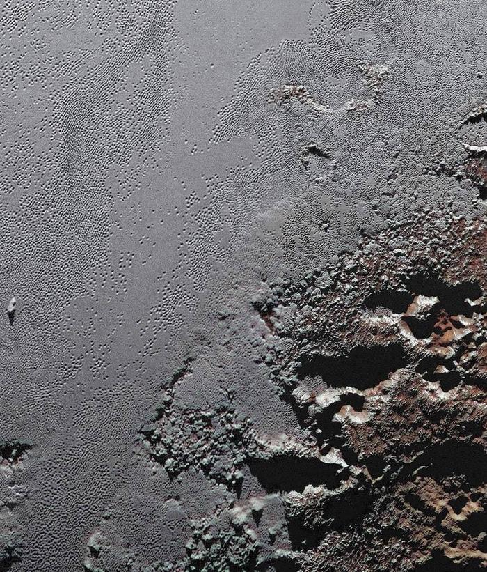 冥王星潜藏着绝缘地下海洋