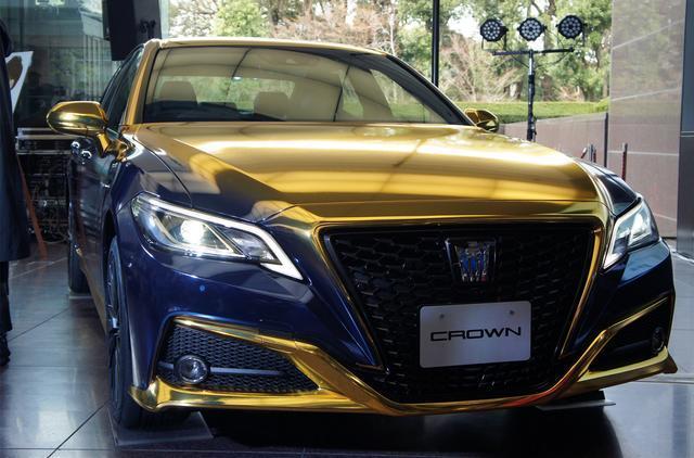 最帅“丰田皇冠”，蓝金色涂装，配2.0T发动机，气势堪比奔驰S级