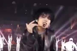 前the boyz成员hwall在ig story 上po了金泰亨今天舞台的clip