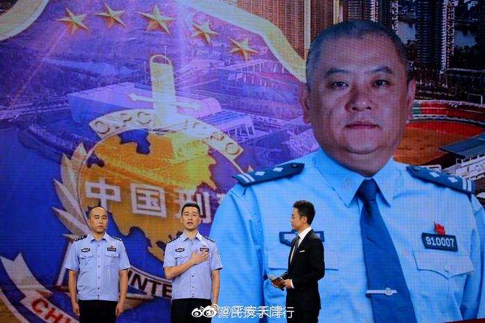 中共中央宣传部30日在北京向全社会发布杨春同志的先进事迹