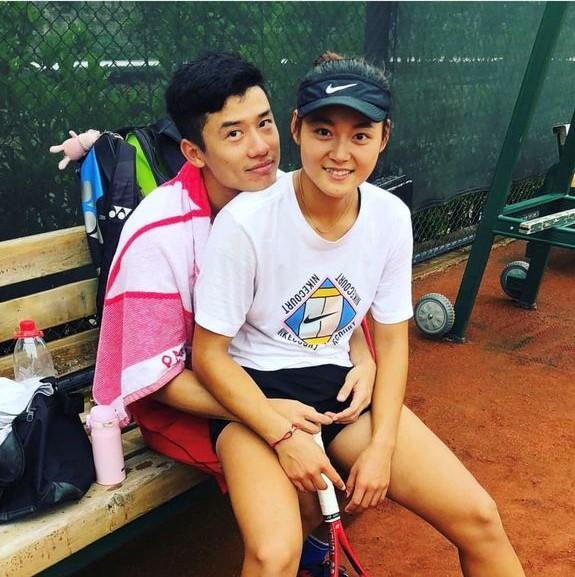 恭喜！中国网球又一金花领证结婚，年仅25岁就已事业爱情双丰收