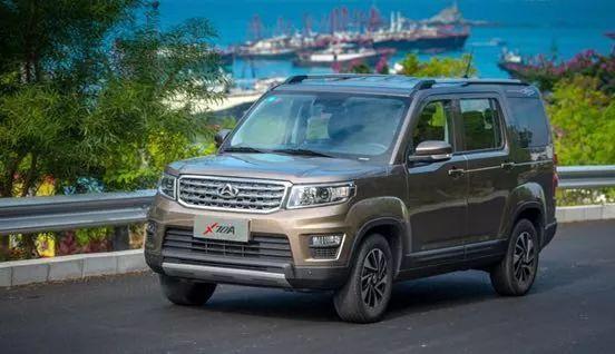 钟观 | 5万左右入手大七座SUV，长安欧尚X70A要硬杠五菱宏光S？