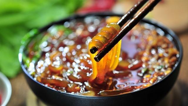 在重庆，除了麻辣火锅，这几种特色小吃你们品尝过吗
