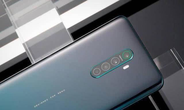 27分钟充满手机电量 OPPO Reno Ace让充电宝退休