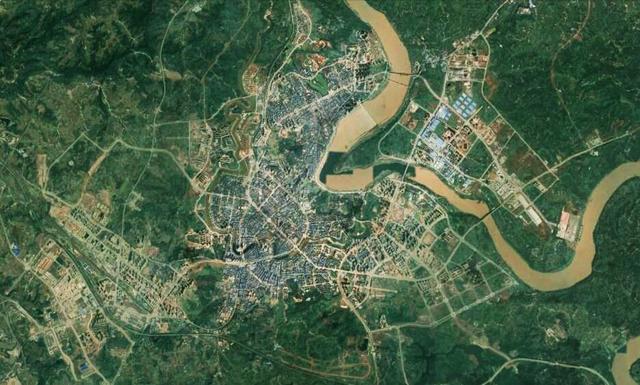 卫星上看四川广安：一座滨江之城，有“川东门户”之称
