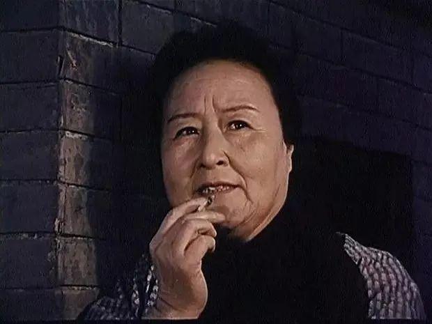 40年前，3亿人次观影，这部令中国万人空巷的侦探片造了一个奇迹