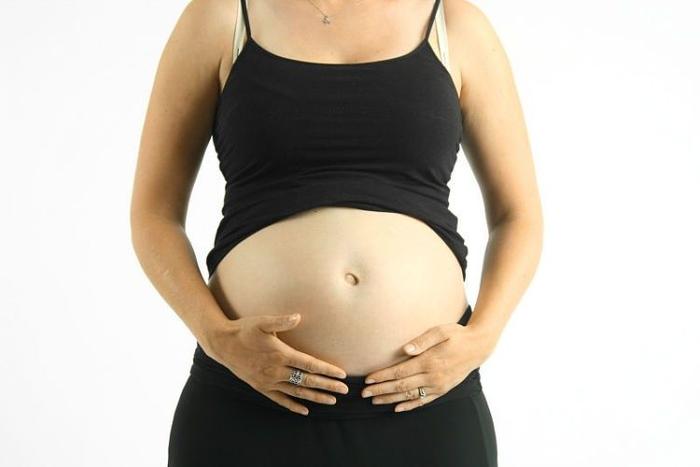 怀孕后喝水，有些细节孕妇不注意，容易伤了自己和胎儿
