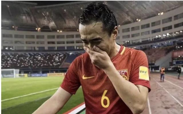 亚足联送祝福！冯潇霆34岁生日快乐，他的梦想是中国足球走向世界