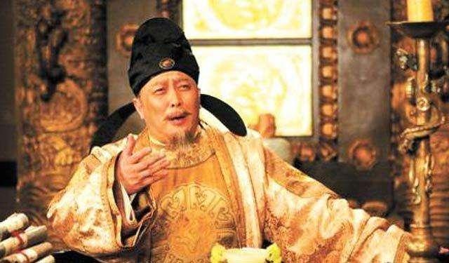 日本天皇和唐国强老师，谁的皇袍更接近唐朝原版？