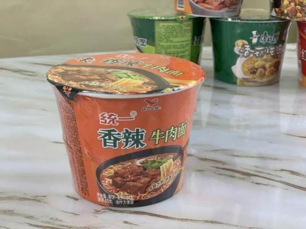 一碗方便面＝4.1碗米饭？热量最高的居然是我们常吃的TA!