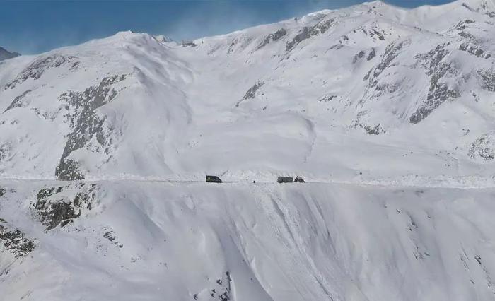 零下三四十度拍出的《雪暴》，市场比片场更冷