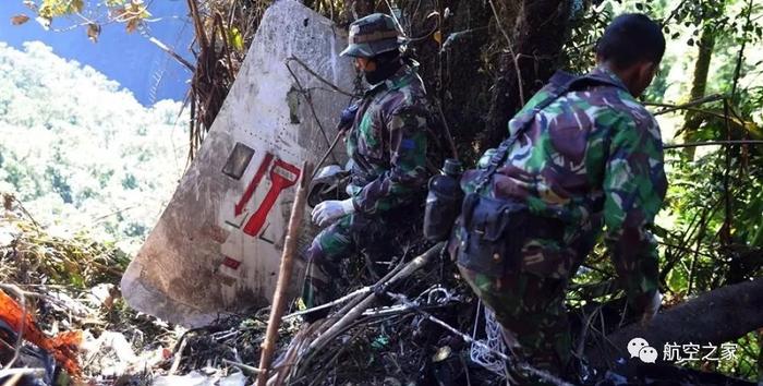 22秒从天堂到地狱 苏霍伊的撞山厄运 超级喷气100型客机印尼试飞空难