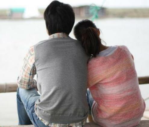 情人节,老公初恋女友给他发了一个59.21的红包,这是什么意思