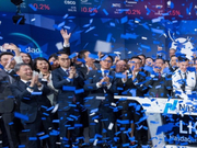 瑞幸急速上市 小蓝杯“续杯”7亿美元