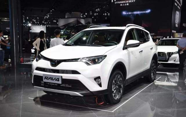 全新丰田RAV4发布，前脸好像更“拧巴”了！