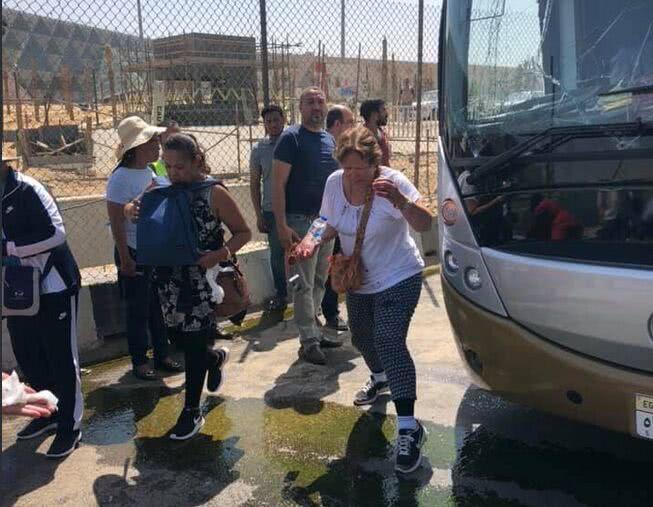 埃及一博物馆附近旅游巴士遭爆炸袭击 17人受伤