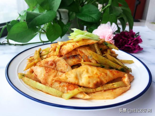 天热就吃这个面食，手不粘面，不见明火，切切拌拌，一吃就上瘾