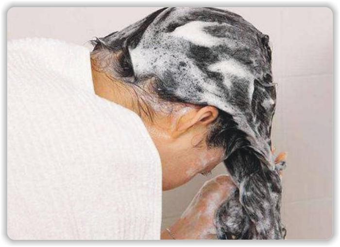经常染发的老年人要注意什么？八点专业的建议，染出健康秀发