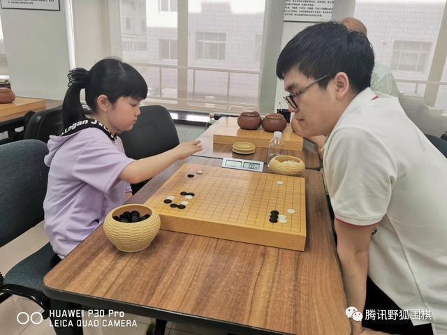 梦百合杯预选中国提前锁定26组 常昊古力连笑出局 柯洁指导仲邑堇