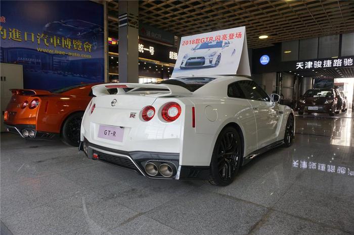 “战神”源自R32，R35如何完美继承？港口136万即可提GT-R