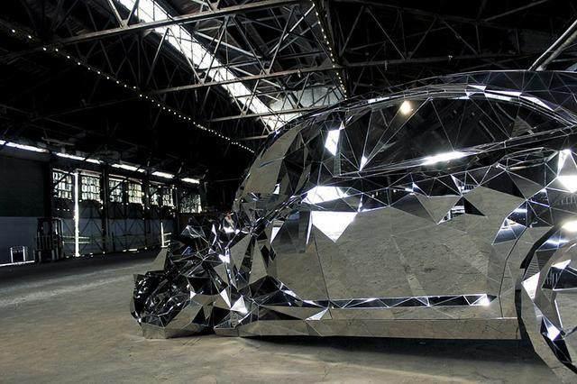 可以“隐身”的奔驰车，售价上千万，堪称艺术品！