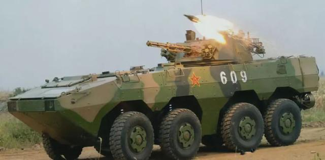 我们通常所车称的“大八轮”——ZBL-08式轮式步战车