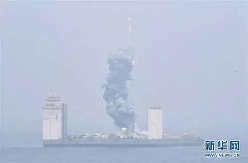 天文 | 中国航天解锁发射新姿势：长征十一号运载火箭完成海射首秀