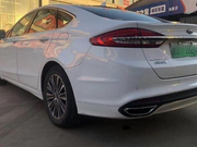 油电混动版的福特蒙迪欧落地30万元，价格虽高但百公里油耗仅2L