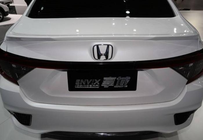 本田推出新车，名为“享域”，网友：改名而已