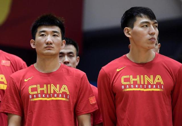 中国男篮：内线和锋线球员基本确定，只剩下后卫2个名额竞争激烈