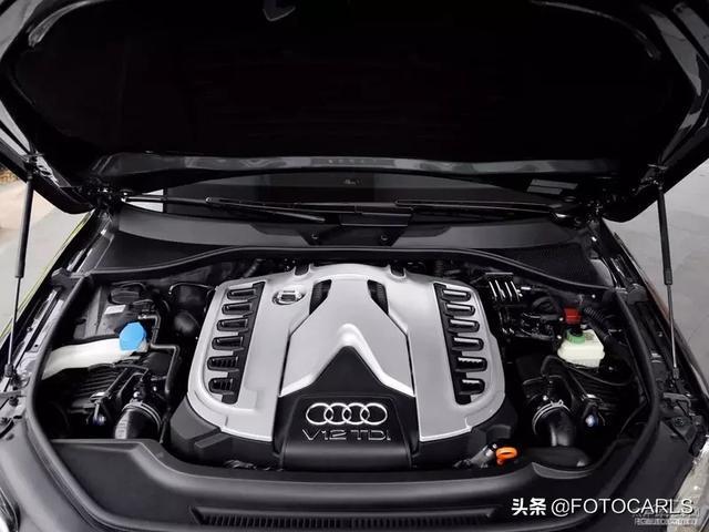 V12版奥迪Q7旗舰实拍，它才是奥迪的真大佬，售价256.8万