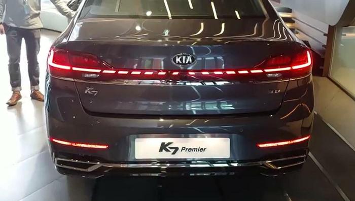 新款起亚K7月底首尔发布 提供2.5L和3.0L汽油发动机和混合动力