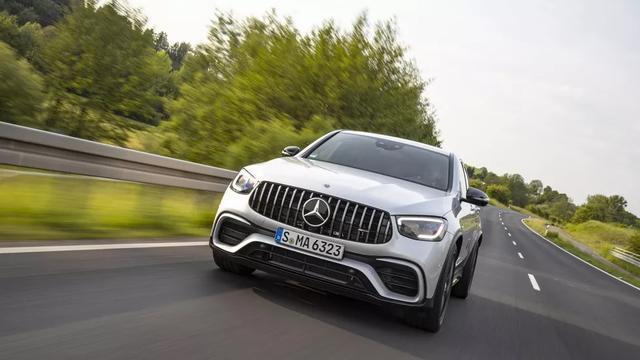 2020梅赛德斯 AMG GLC63 Coupe有一款独具匠心的扰流器