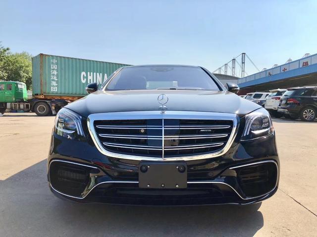 2019款奔驰AMG S63，外观真好看，特别是轮毂与车身的搭配