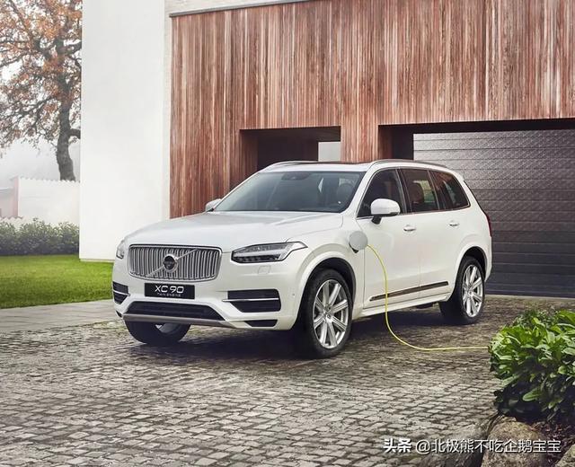 2019款沃尔沃XC90，中大型豪华SUV里的西装暴徒