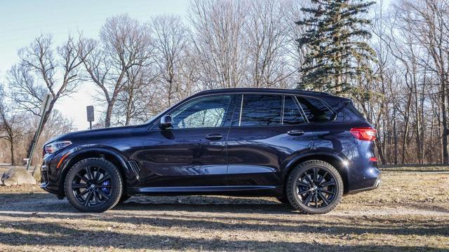 2019宝马BMW X5 xDriver50i运动款科技含量丰富的家庭适用车型