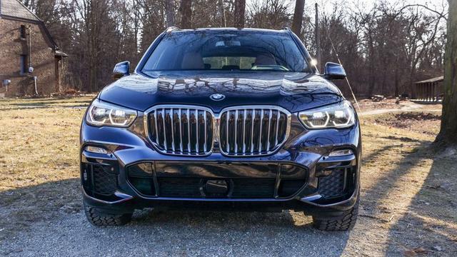 2019宝马BMW X5 xDriver50i运动款科技含量丰富的家庭适用车型