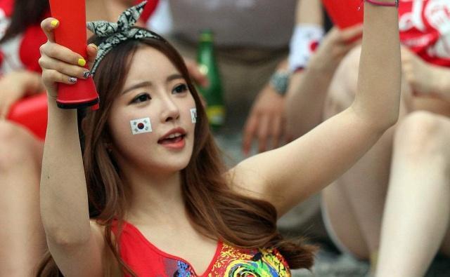 韩国队1-3输乌克兰，韩媒嘲讽被打脸，这就是亚洲的未来和希望？