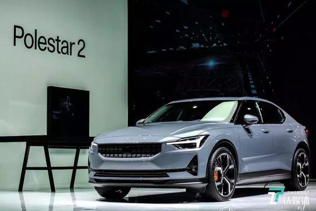 Polestar 2全球首批车型CES亮相，除了设计这个车内系统太特别