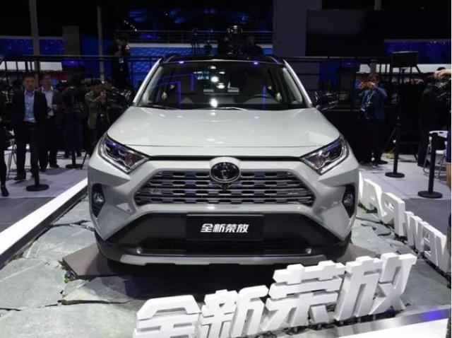 紧凑型SUV众多，全新丰田荣放RAV4靠什么脱颖而出？