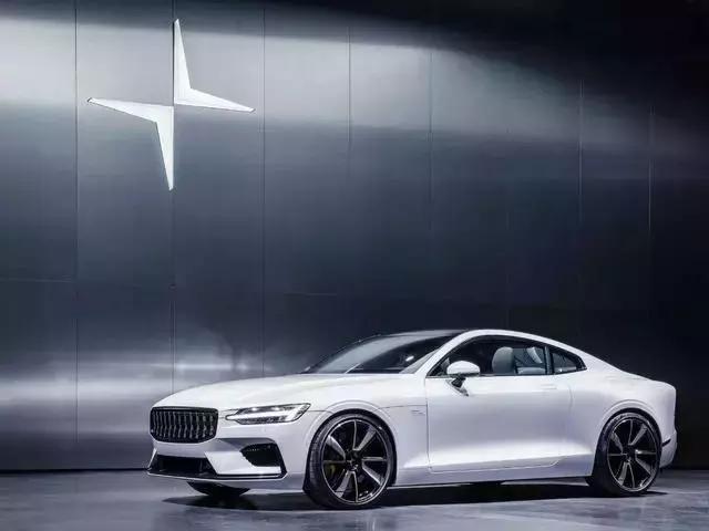 Polestar 2全球首批车型CES亮相，除了设计这个车内系统太特别