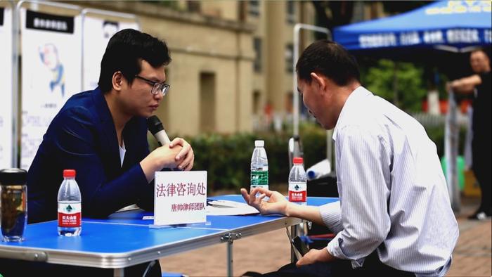 《在线》丨虽寂静但不沉默，“手语律师”为无声世界代言