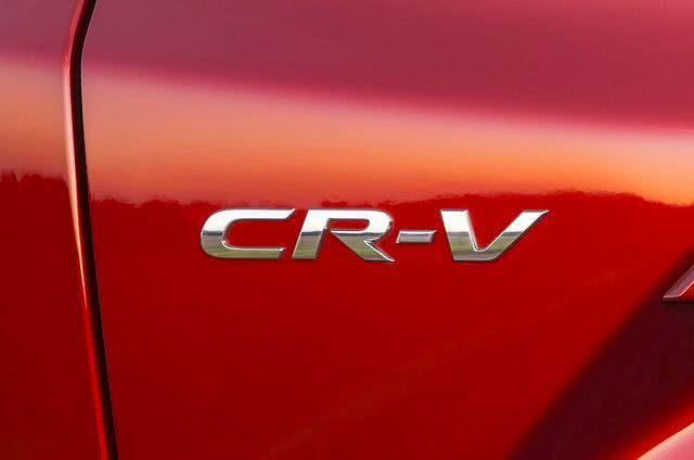 中国城市SUV鼻祖，保值率堪称恐怖，CR-V靠什么长盛不衰？