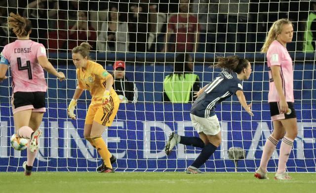 从3-0到3-3！女足世界杯第4支出局队诞生，创28年耻辱纪录